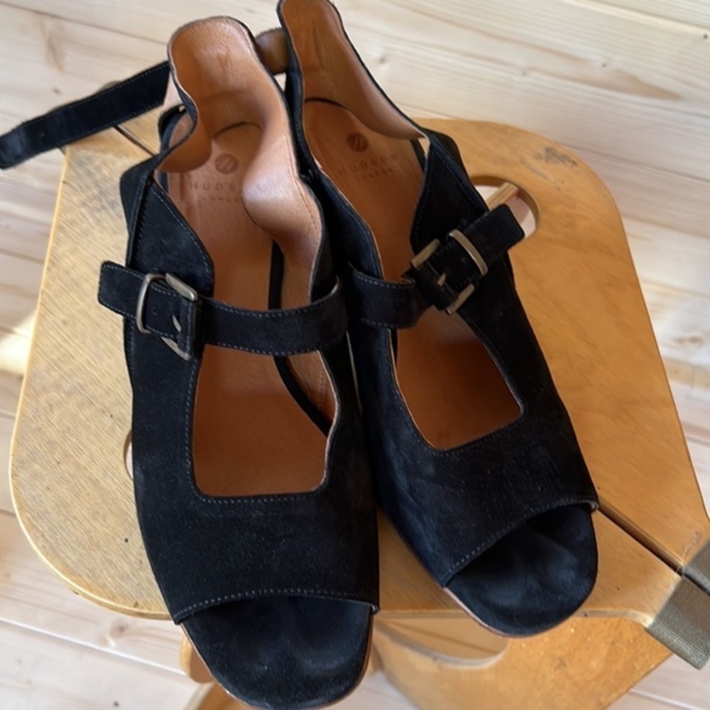 🖤🖤🖤Hudson Shoes heels sandals black 40 / 9 suede buckle RONA - Picture 8 of 9